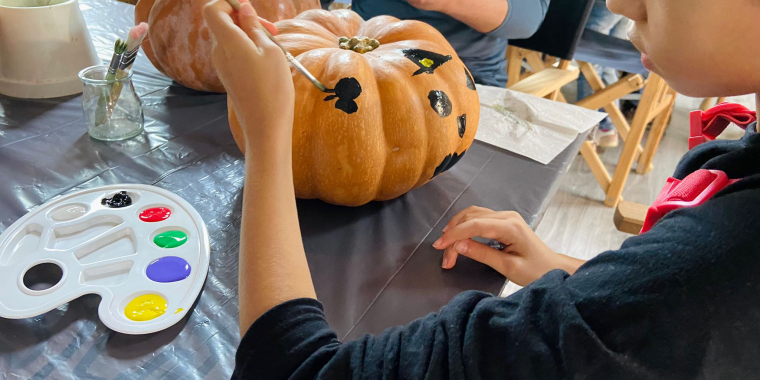 Atelier: Pintura de Abóboras de Halloween — event image